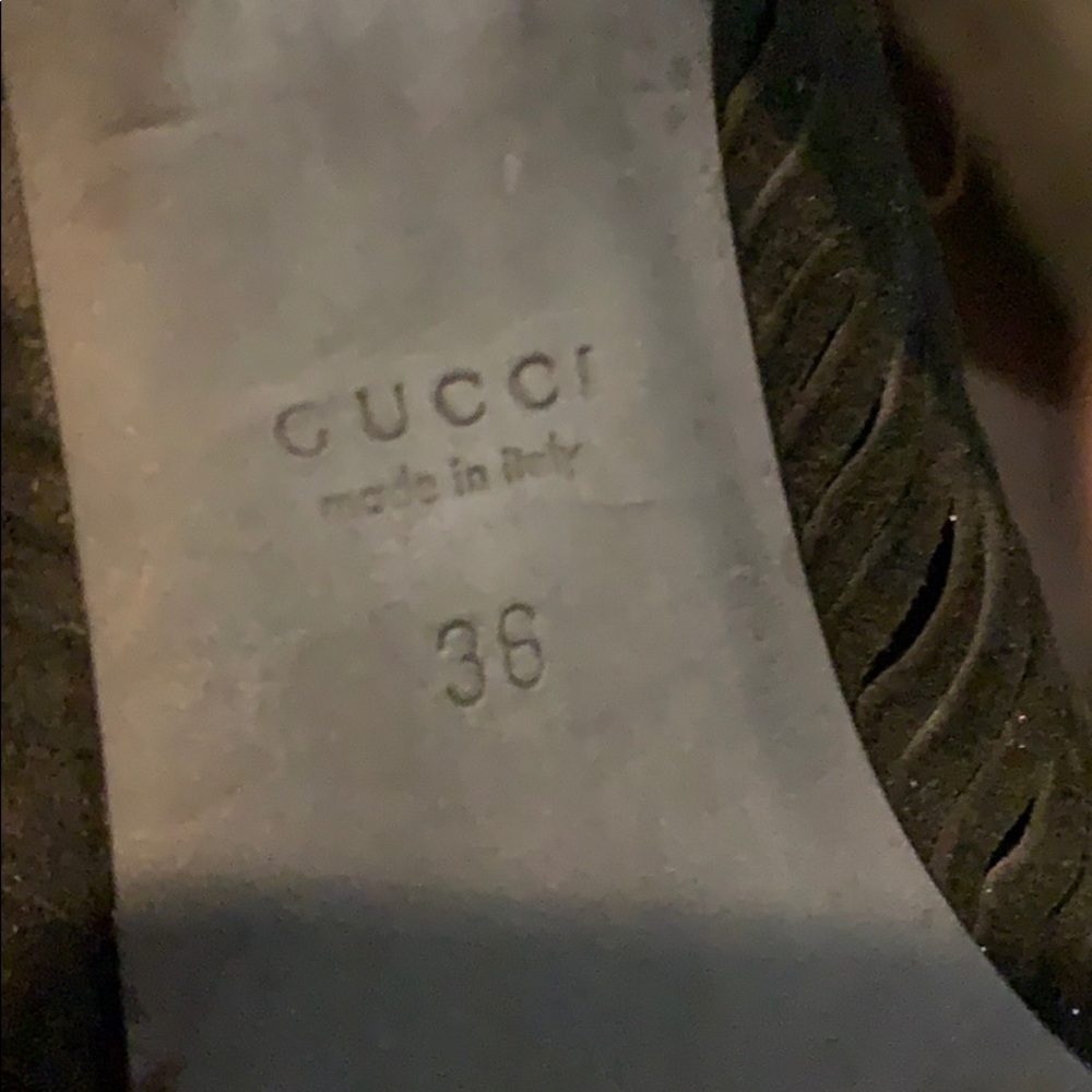 Authentic Gucci !!! NEW PHOTOS - Picture 2 of 9